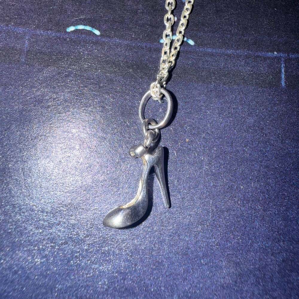 Links of London Heel Charm Necklace 24 In Silver